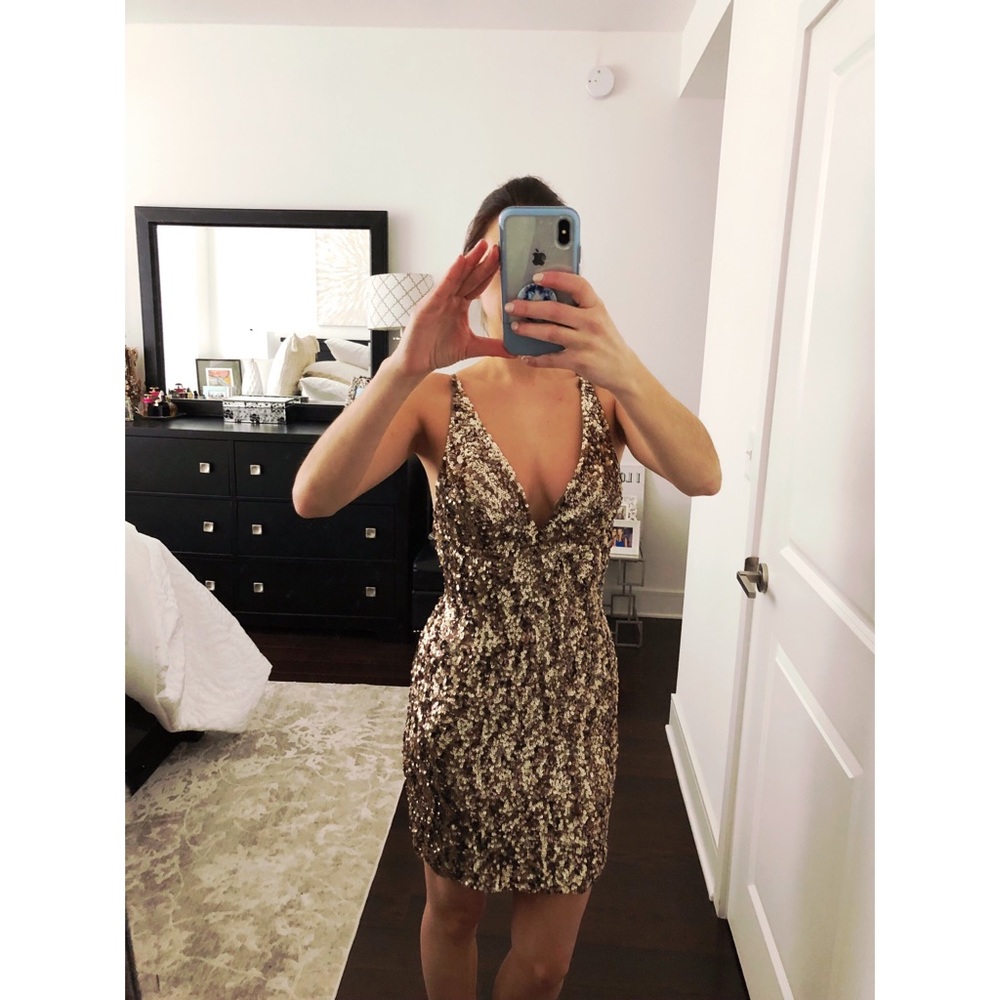 Sparkly and shine in the perfect party dress!